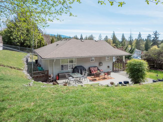 5943 St. Andrews Place, House other with 3 bedrooms, 1 bathrooms and 4 parking in Sechelt BC | Image 21