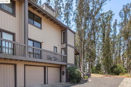 307 Vista Heights Rd, El Cerrito, CA, 94530-6507 | Card Image