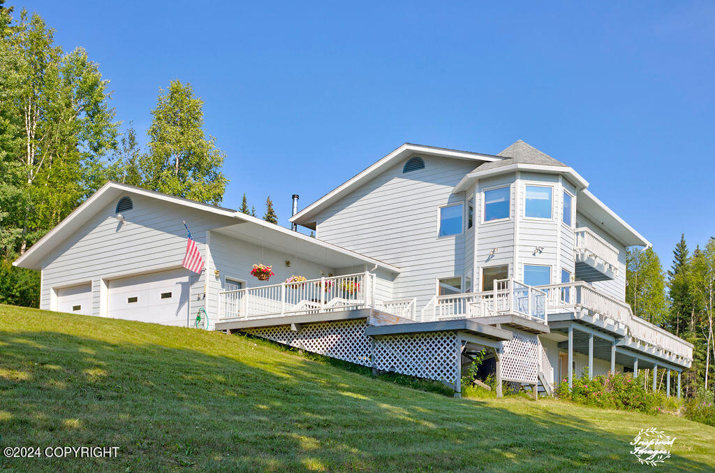 Holy Cross Dr, Fairbanks, AK 99709