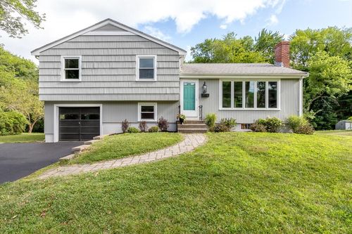 8 Irving Dr, Walpole, MA, 02081-2430 | Card Image