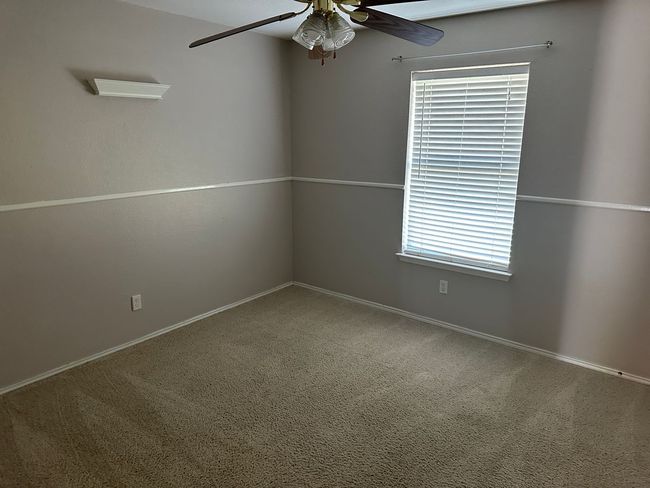 1213 Gray Dawn Dr, House other with 3 bedrooms, 2 bathrooms and null parking in Midlothian TX | Image 9