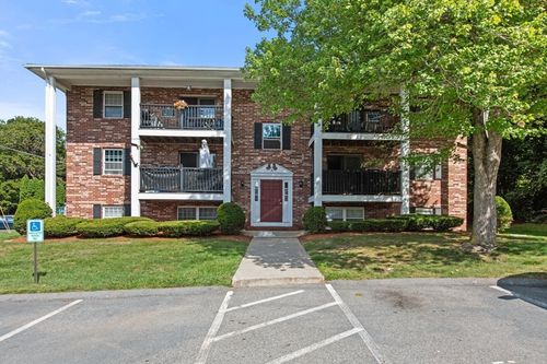 apt-2-5 Walker Rd, North Andover, MA, 01845-1917 | Card Image