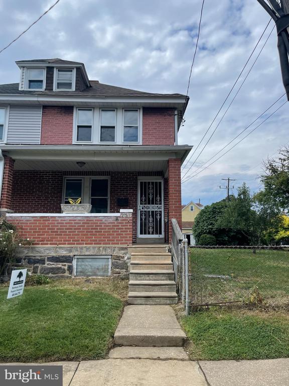 Berkley Ave, Clifton Heights, PA 19018