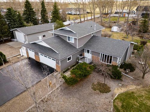 854 5 Avenue, Dunmore, AB, T0J1A0 | Card Image