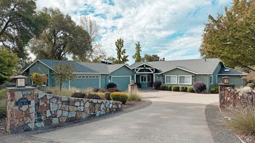 2090 Sierra Place, Ukiah, CA, 95482 | Card Image
