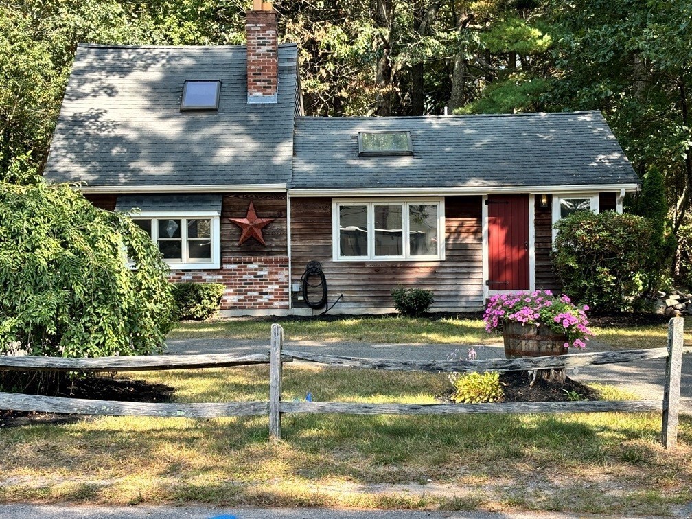 Indian Trl, Pembroke, MA 02359