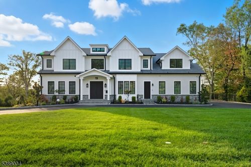 19 Hearthstone Ter, Livingston, NJ, 07039-1826 | Card Image