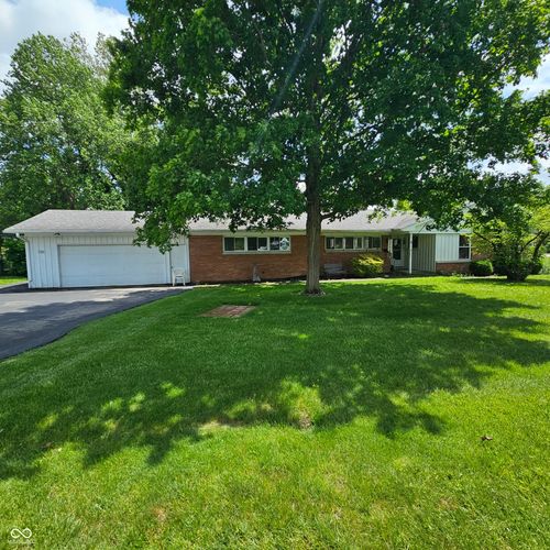 302 East Dr, Connersville, IN, 47331-1205 | Card Image