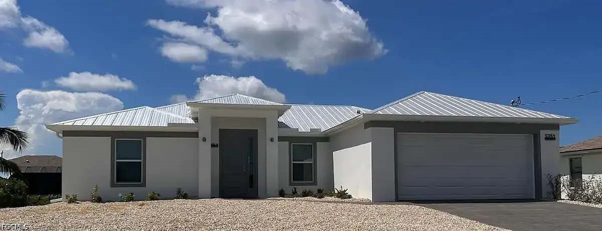 Residential Lease in Bokeelia