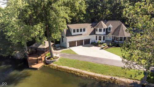 8641 Fawn Lake Cir, Indianapolis, IN, 46278-9776 | Card Image
