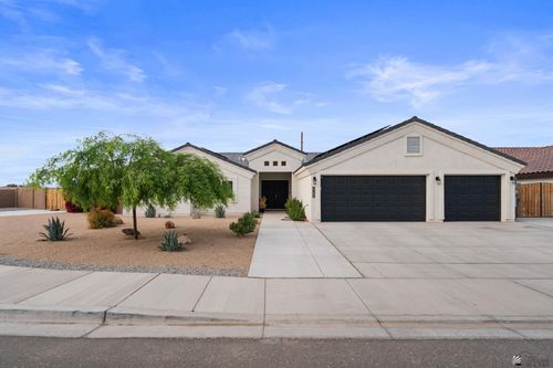 5824 E 47th St, Yuma, AZ, 85365-5710 | Card Image