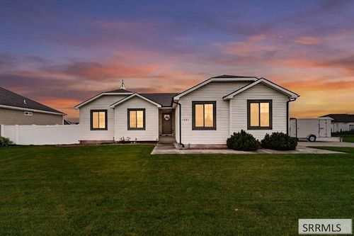 3203 N Kodiak Ln, Idaho Falls, ID, 83401-1362 | Card Image