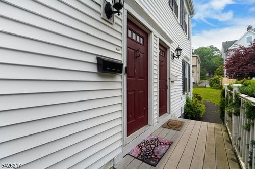 23 Doremus St, Summit, NJ, 07901-3416 | Card Image