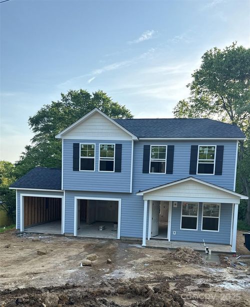 211 N Gregory St, Lancaster, SC, 29720-2607 | Card Image