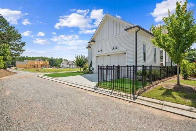 1057 Crossroads Trl, House other with 3 bedrooms, 4 bathrooms and 2 parking in Milton GA | Image 35