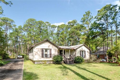 113 Beauregard St, Dauphin Island, AL, 36528-4519 | Card Image