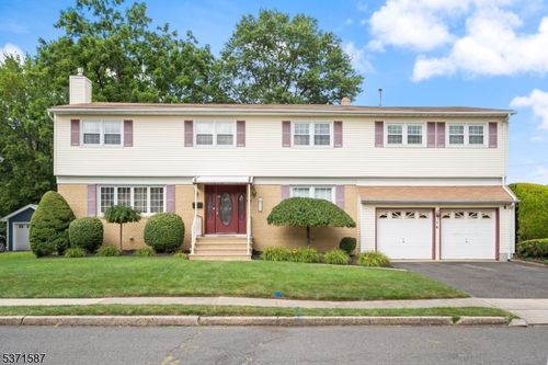14 Windsor Pl, Cranford, NJ, 07016-2028 | Card Image