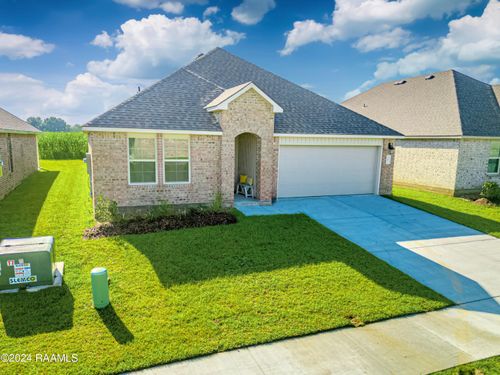 407 Broussard Hill Dr, Broussard, LA, 70518-7454 | Card Image