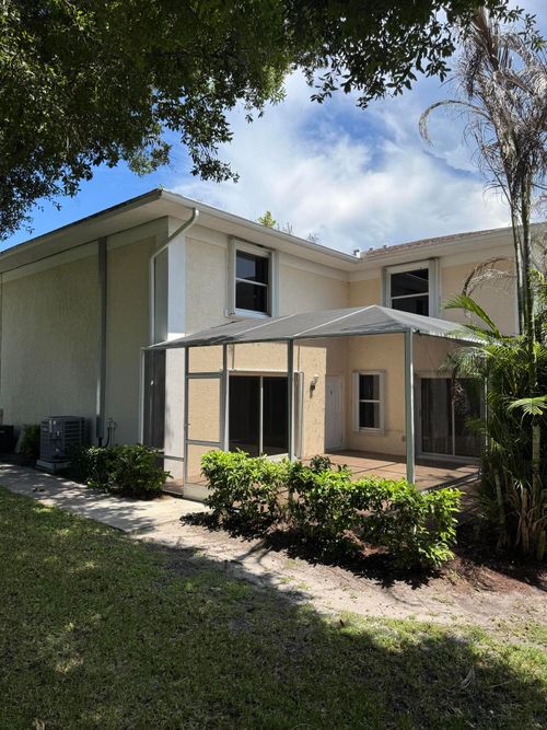 3-1536 N Lawnwood Cir, Fort Pierce, FL, 34950-6957 | Card Image