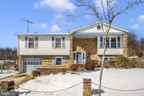 7811 E Barrett Rd, FORT WASHINGTON, MD, 20744-4453 | Card Image