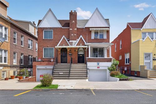 642 Edison Avenue, New York, NY, 10465 | Card Image