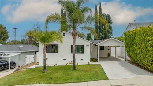 5132 Avenida Oriente, Tarzana, CA, 91356 | Card Image