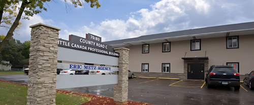 70 County Road C W, Little Canada, MN, 55117-2377 | Card Image