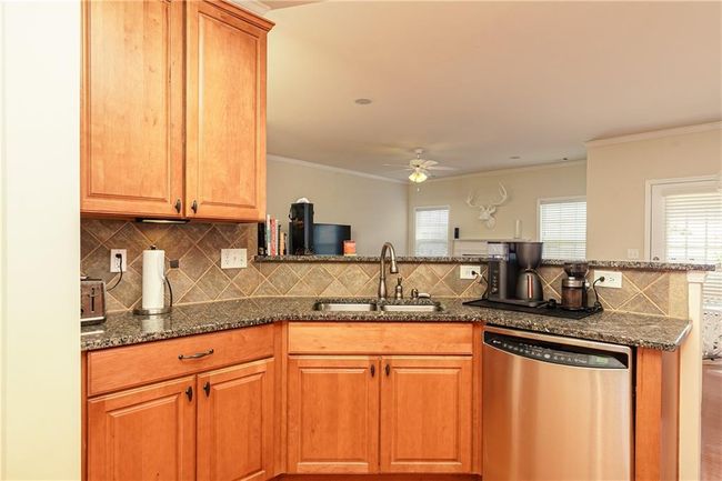 5888 Cobblestone Creek Cir, House other with 6 bedrooms, 4 bathrooms and null parking in MABLETON GA | Image 11