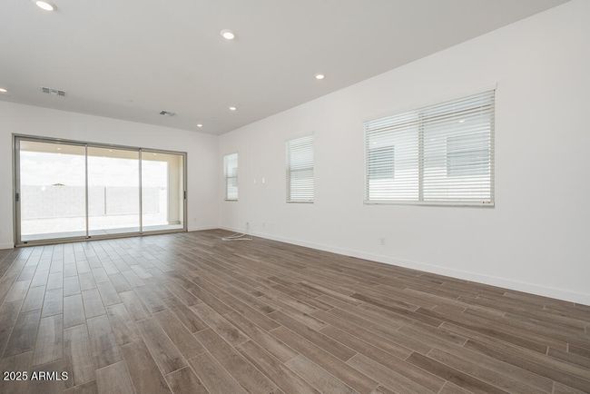 352 E Las Perlas Ln, House other with 4 bedrooms, 3 bathrooms and null parking in San Tan Valley AZ | Image 8