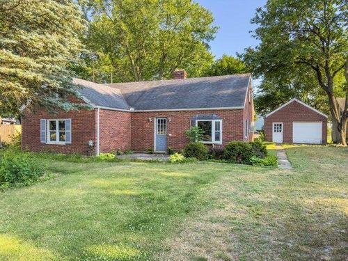 244 W Washington St, New Madison, OH, 45346-9624 | Card Image