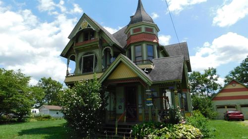 225 W Oak St, Campbellsburg, IN, 47108-9102 | Card Image