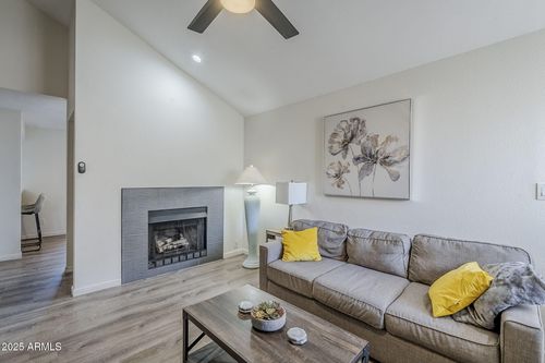 316-7510 E Thomas Rd, Scottsdale, AZ, 85251-7915 | Card Image