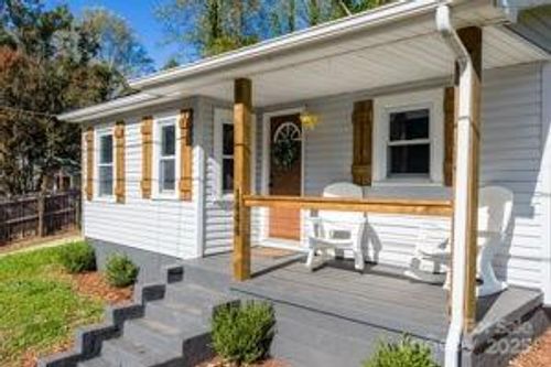 1444 Piedmont Dr Nw, Lenoir, NC, 28645-4049 | Card Image