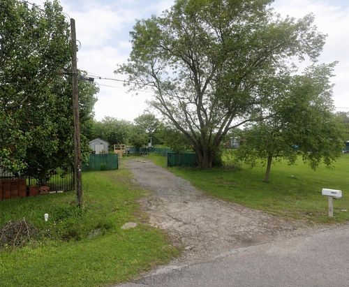 1205 12th Street, Dickinson, TX, 77539 | Card Image