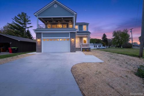 37235 Jefferson Ave, Harrison Twp, MI, 48045-2631 | Card Image