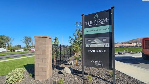 4529 Grove Court, West Richland, WA, 99353 | Card Image