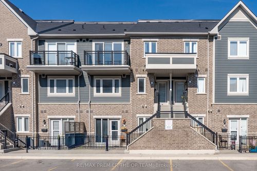 120-250 Sunny Meadow Blvd, Brampton, ON, L6R3Y7 | Card Image