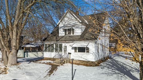 815 2nd Ave Sw, Pine City, MN, 55063-1406 | Card Image