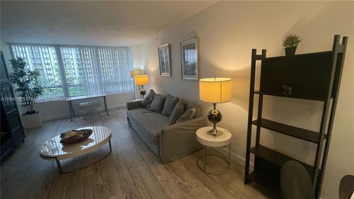 apt-454s-1500 Bay Rd, Miami Beach, FL, 33139-3217 | Card Image