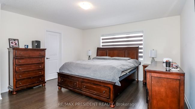 2214 Lozenby St, House other with 3 bedrooms, 3 bathrooms and 2 parking in Innisfil ON | Image 34