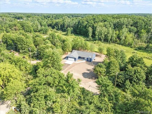 9711 Crawford Rd, Columbus, MI, 48063-2314 | Card Image