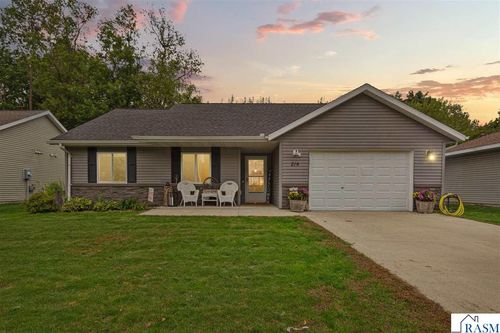 214 Rogers Street, Mankato, MN, 56001 | Card Image