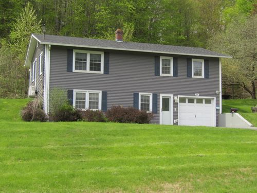 286 Farwell St, Barre, VT, 05641-9070 | Card Image
