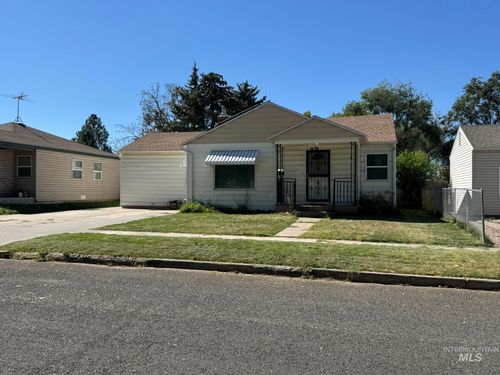 431 Bracken St N, Twin Falls, ID, 83301-4515 | Card Image
