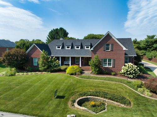108 Saratoga Dr, Frankfort, KY, 40601-4803 | Card Image