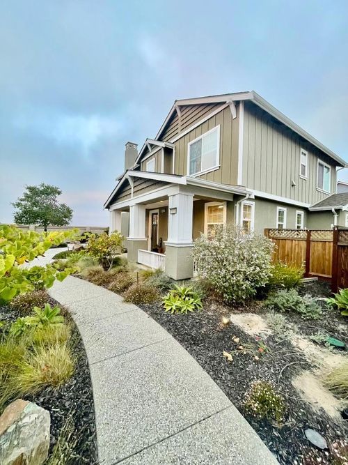 18531 Mcclellan Cir, Marina, CA, 93933 | Card Image