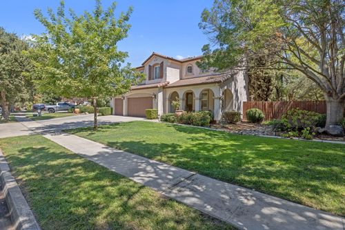 3834 N University St, Visalia, CA, 93291-6561 | Card Image