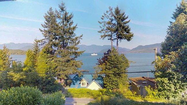 1231 Marine Drive, House other with 3 bedrooms, 2 bathrooms and 4 parking in Gibsons BC | Image 29