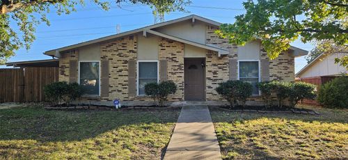 1900 Apple Valley Rd, Plano, TX, 75023-3041 | Card Image