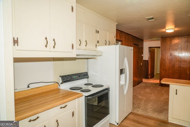 1803 S Maple Dr, House other with 3 bedrooms, 2 bathrooms and null parking in Vidalia GA | Image 11